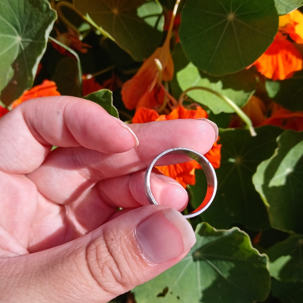 Ring - Picture 3 of 4
